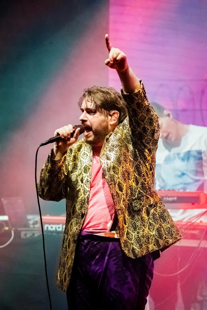 Peter Englert mit The Döftels